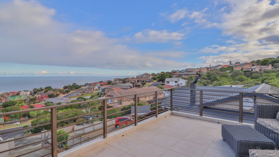 5 Bedroom Property for Sale in Dana Bay Western Cape